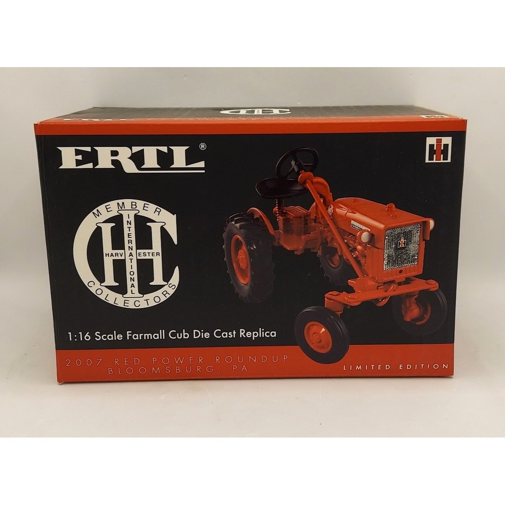 2007 ERTL Farmall Cub Tractor Red Power Round Up 1/16 Diecast Limited Edition